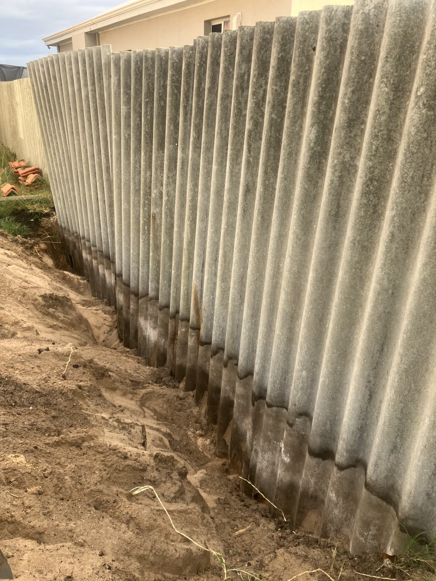 ASBESTOS FENCE REMOVAL before