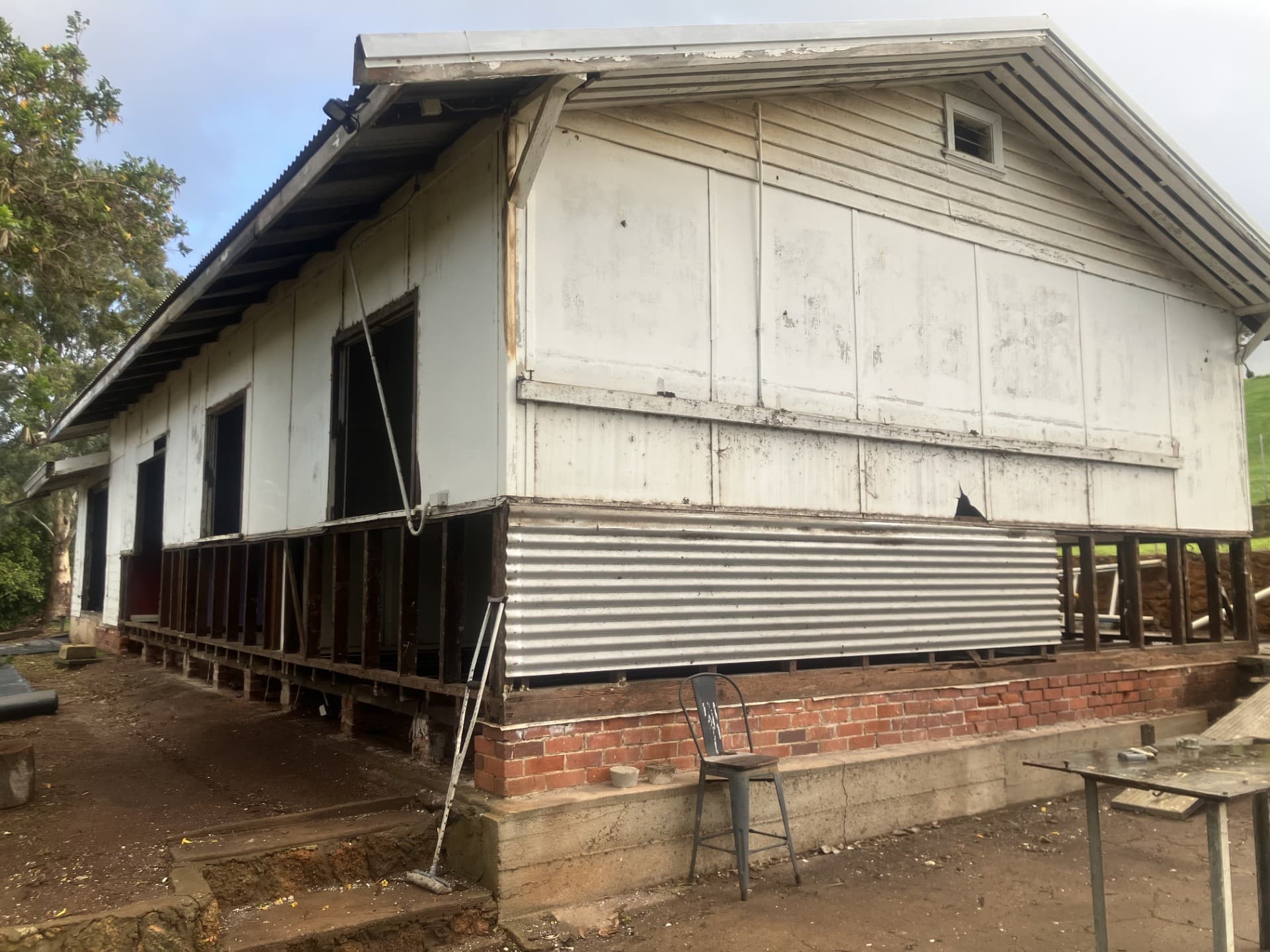 ASBESTOS HOUSE STRIPOUT before