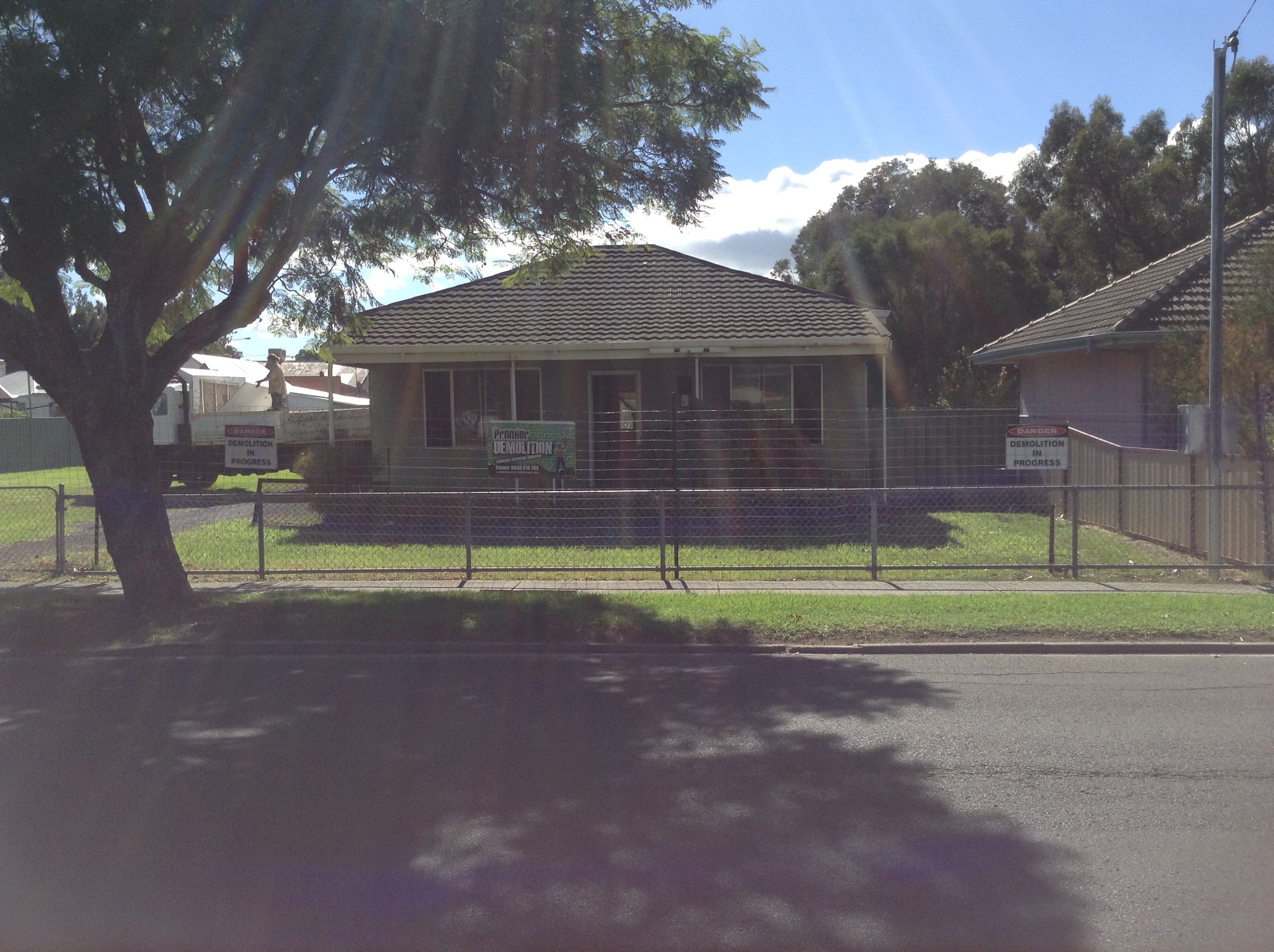HOUSE DEMOLITION & BLOCK CLEARING before